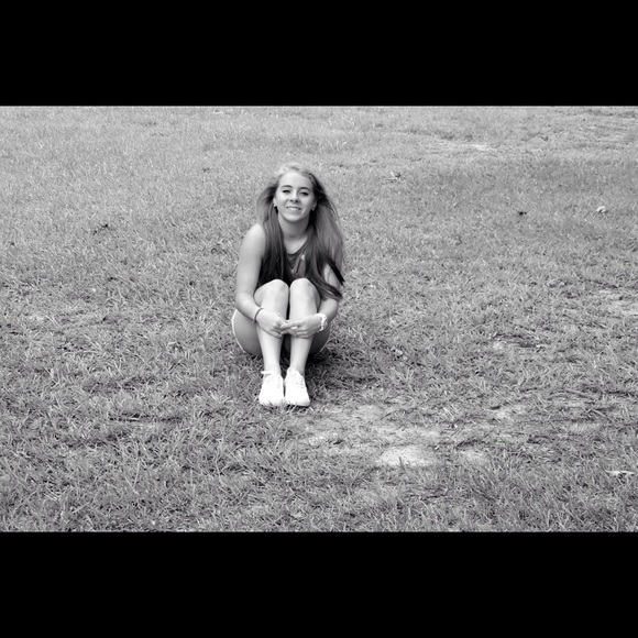 Meet your Posher, Ashley - Picture 1 of 1